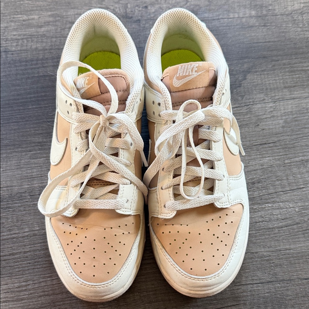 Nike Low-Top Sneakers in Beige and White